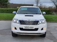 USED 2012 12 TOYOTA HI-LUX 3.0 INVINCIBLE 4X4 D-4D DCB 169 BHP SAT NAV + REVERSING CAMERA