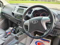 USED 2012 12 TOYOTA HI-LUX 3.0 INVINCIBLE 4X4 D-4D DCB 169 BHP SAT NAV + REVERSING CAMERA