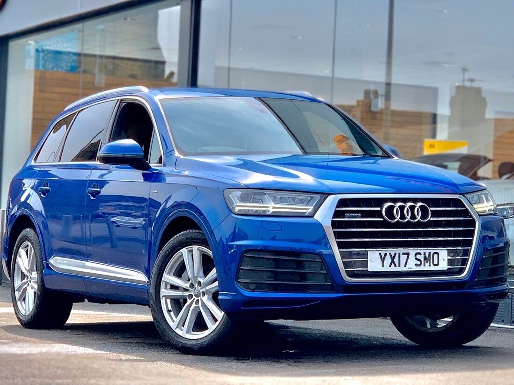 View our AUDI Q7