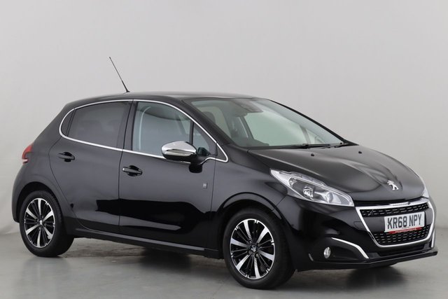 View our PEUGEOT 208