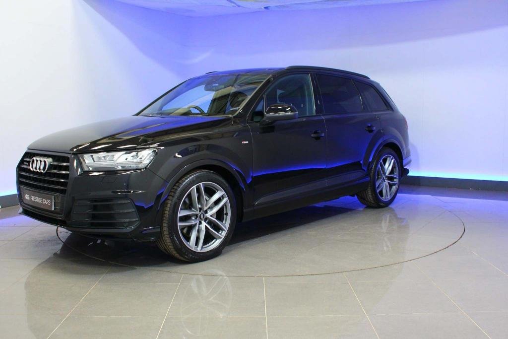 View our AUDI Q7