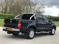 USED 2013 62 TOYOTA HI-LUX 3.0 INVINCIBLE 4X4 D-4D DCB 169 BHP 1 DR OWNER + SATNAV + LEATHER