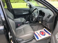 USED 2013 62 TOYOTA HI-LUX 3.0 INVINCIBLE 4X4 D-4D DCB 169 BHP 1 DR OWNER + SATNAV + LEATHER