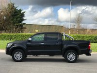 USED 2013 62 TOYOTA HI-LUX 3.0 INVINCIBLE 4X4 D-4D DCB 169 BHP 1 DR OWNER + SATNAV + LEATHER