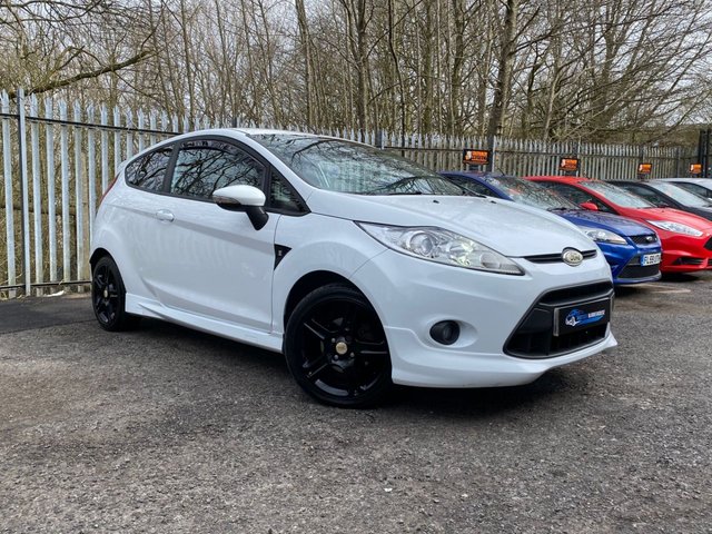 2011 v Ford Fiesta 1.6 ZETEC S TDCI 3d 94 BHP