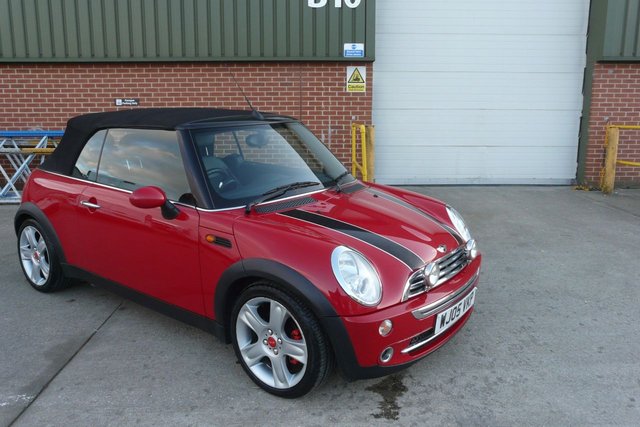2005 05 MINI Convertible 1.6 COOPER 2d 114 BHP
