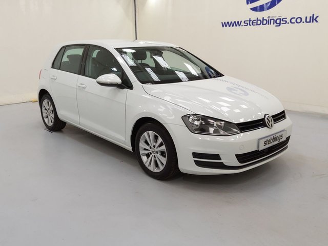 2013 63 VOLKSWAGEN GOLF 1.6 SE TDI BLUEMOTION TECHNOLOGY 5d 103 BHP
