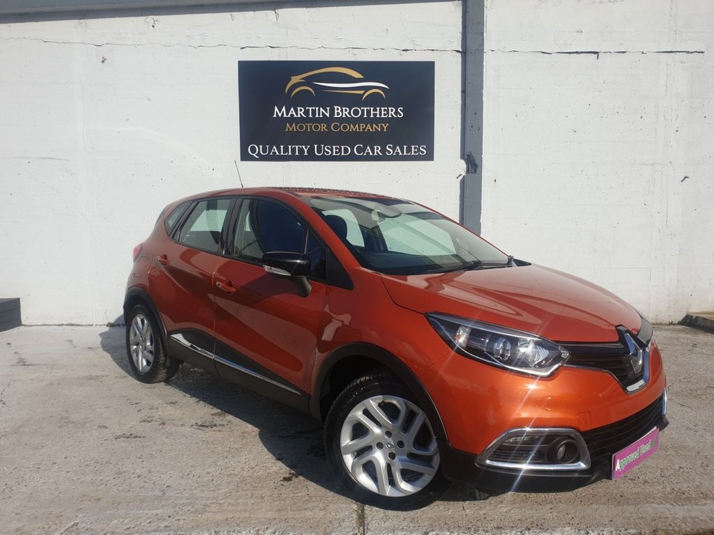View our RENAULT CAPTUR