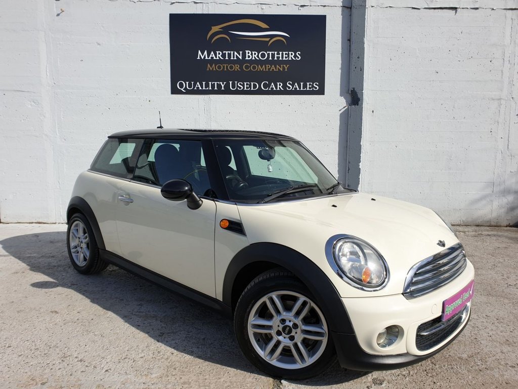 View our MINI HATCH COOPER
