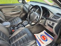 USED 2015 65 MITSUBISHI L200 2.4 DI-D 4X4 BARBARIAN DCB 178 BHP SAT NAV + LEATHER + BULL BARS