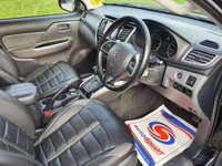 USED 2015 65 MITSUBISHI L200 2.4 DI-D 4X4 BARBARIAN DCB 178 BHP SAT NAV + LEATHER + BULL BARS