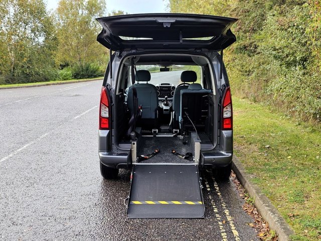 View our CITROEN BERLINGO MULTISPACE