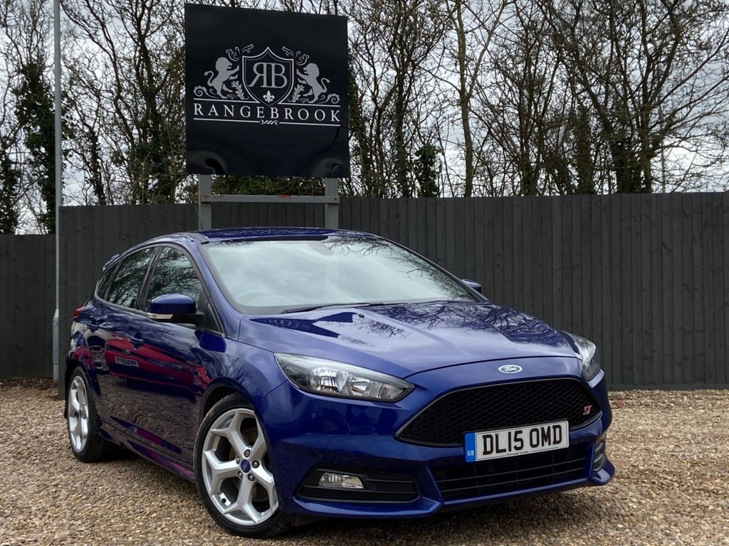 View our FORD FOCUS