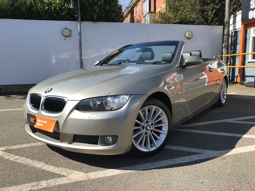 View our BMW 3 SERIES