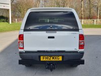 USED 2012 12 TOYOTA HI-LUX 2.5 HL2 4X4 D-4D DCB 142 BHP REVERSING CAMERA * NO VAT ** NO VAT
