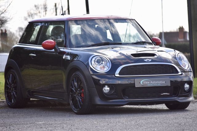 2014 63 MINI Hatch John Cooper Works 1.6 JOHN COOPER WORKS 3d 208 BHP