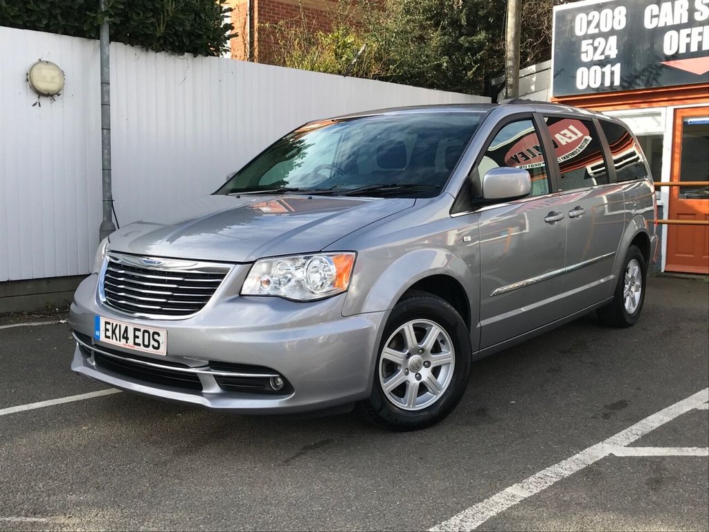 View our CHRYSLER GRAND VOYAGER