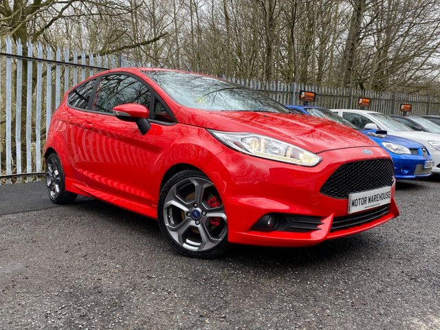 2015 15 Ford Fiesta 1.6 ST-2 3d 180 BHP