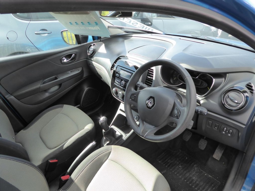 15 Renault Captur Expression Plus Energy Dci S S