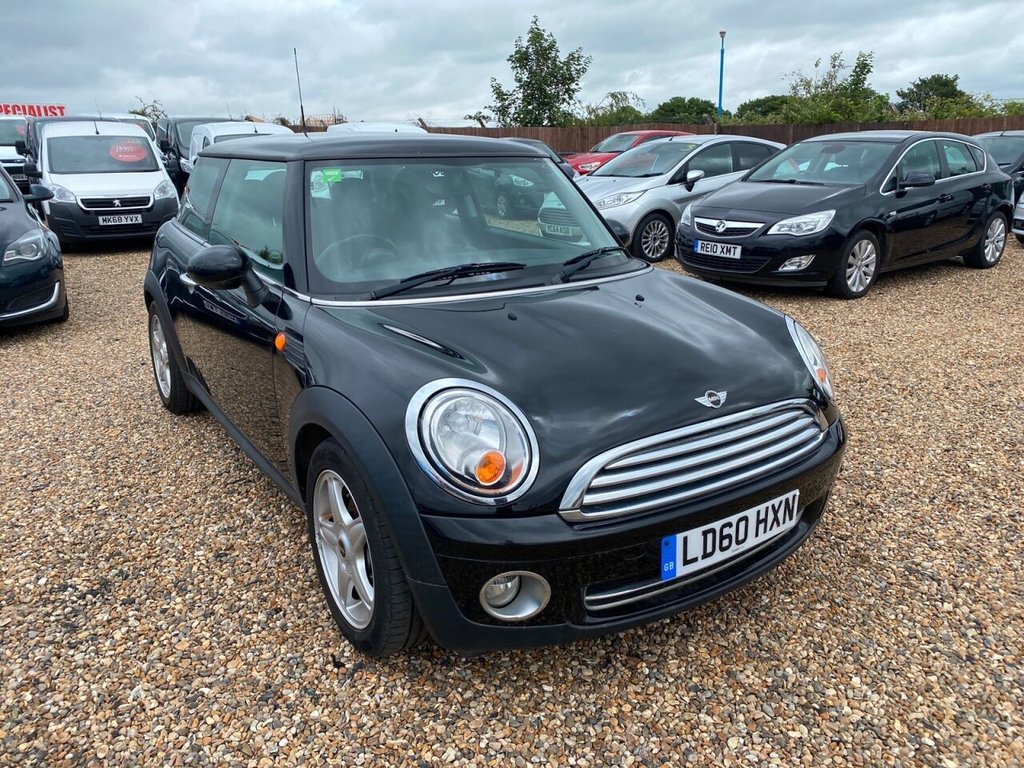 View our MINI HATCH COOPER