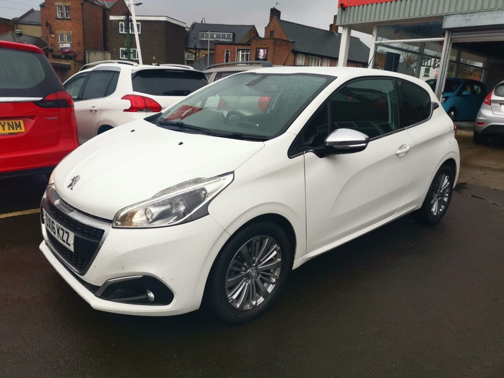 View our PEUGEOT 208