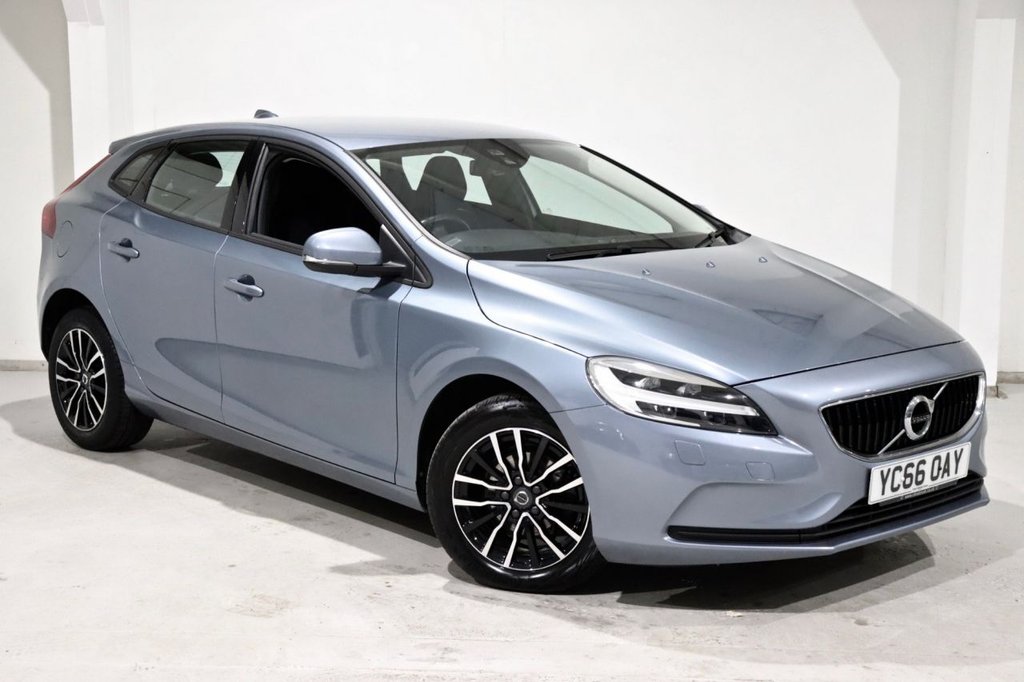 View our VOLVO V40