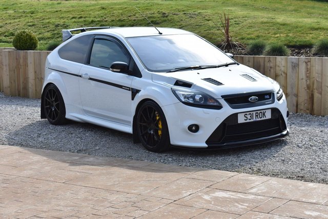 2009 S Ford Focus 2.5 RS 3d 300 BHP