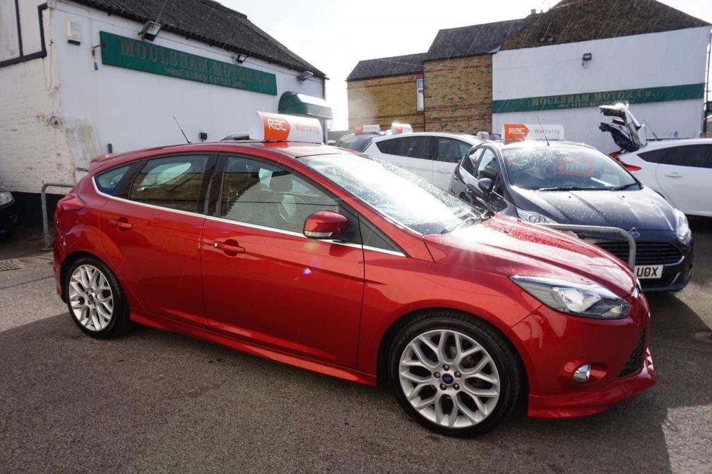 View our FORD FOCUS
