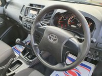 USED 2014 14 TOYOTA HI-LUX 2.5 ACTIVE 4X4 D-4D DCB 142 BHP ** NO VAT * STEEL HARD TOP +TOW BAR