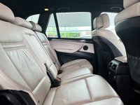 USED 2013 13 BMW X5 3.0 XDRIVE30D SE 5d 241 BHP PRO NAV - HEATED AND POWERED FRONT SEATS - 20" ALLOY WHEELS - ALUMINUM RUNNING BOARDS - 7 SEATS