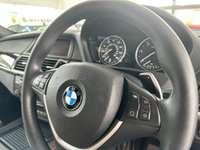 USED 2013 13 BMW X5 3.0 XDRIVE30D SE 5d 241 BHP PRO NAV - HEATED AND POWERED FRONT SEATS - 20" ALLOY WHEELS - ALUMINUM RUNNING BOARDS - 7 SEATS