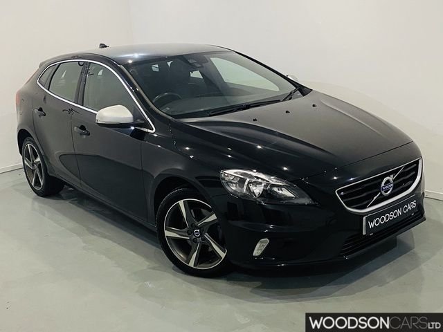 View our VOLVO V40