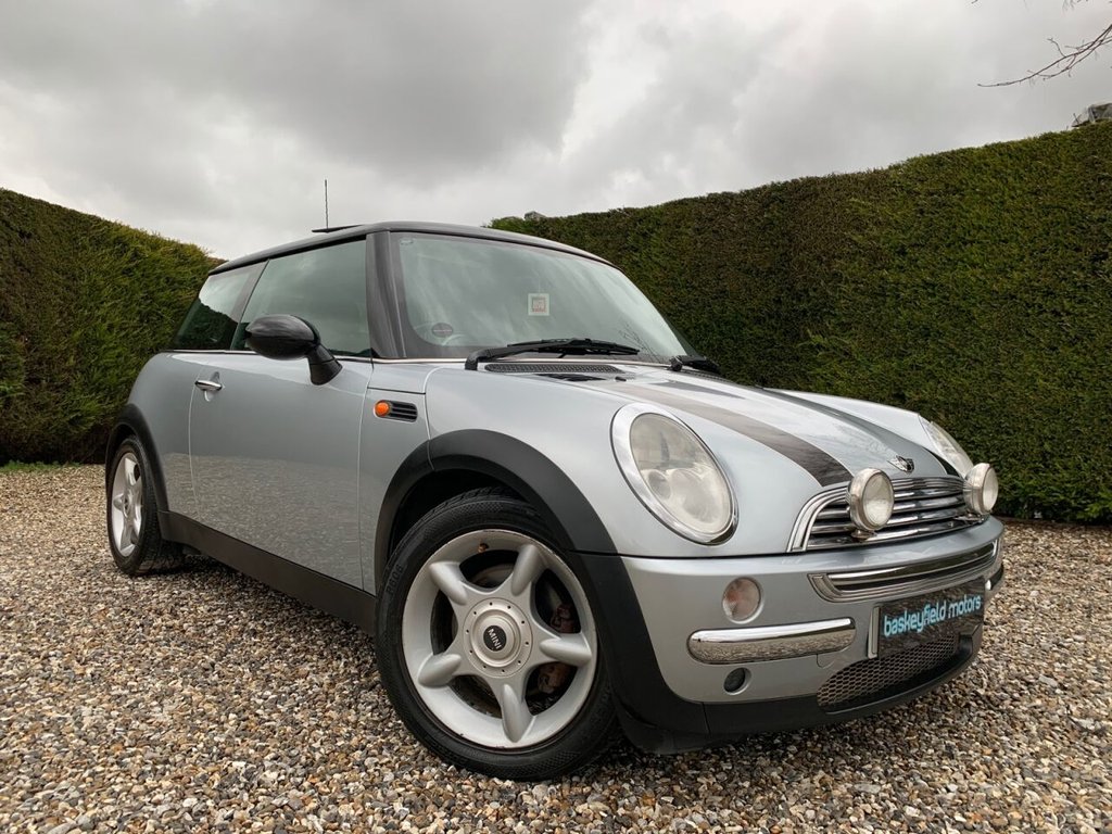View our MINI HATCH COOPER