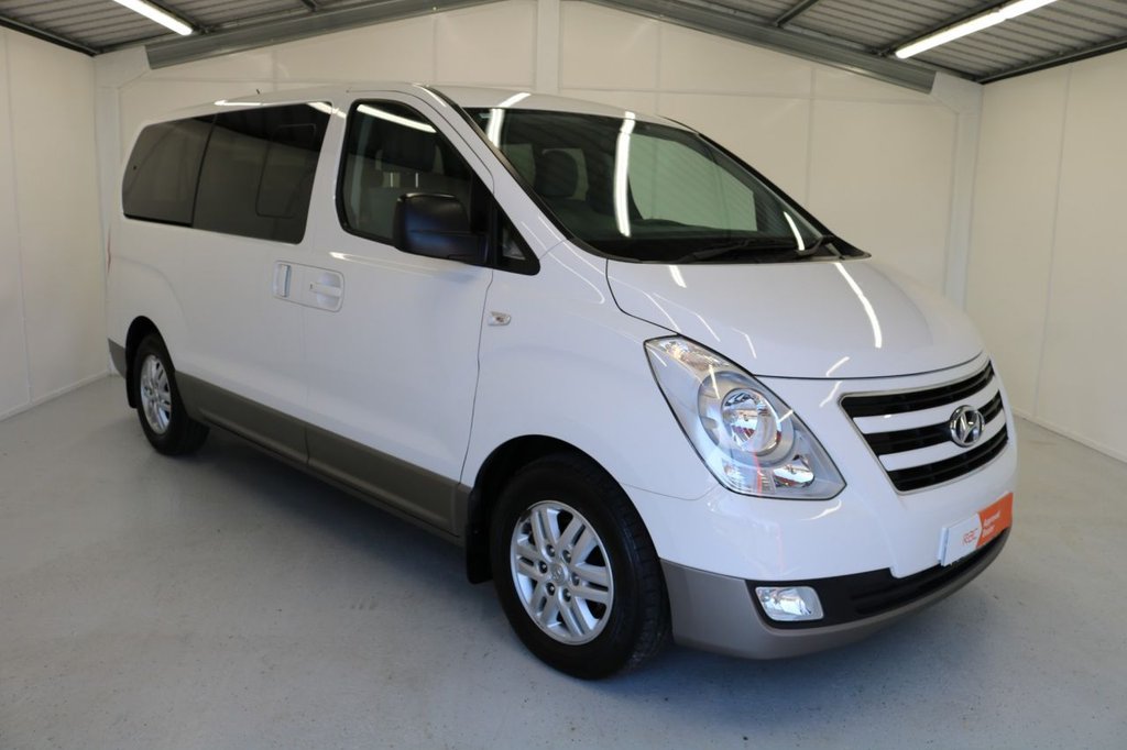 View our HYUNDAI I800