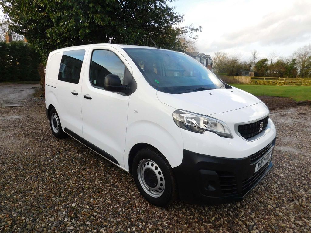 View our PEUGEOT EXPERT