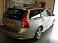 USED 2011 11 VOLVO V50 1.6 D2 R-DESIGN 5d 113 BHP 9 main dealer stamps