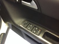 USED 2011 11 VOLVO V50 1.6 D2 R-DESIGN 5d 113 BHP 9 main dealer stamps