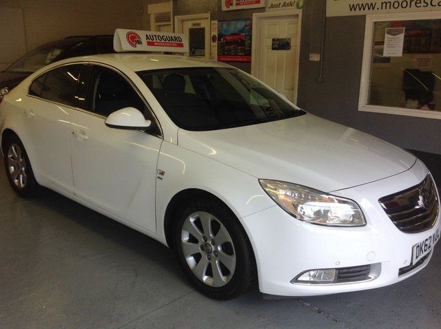 2012 62 Vauxhall Insignia 2.0 SRI NAV CDTI 5d 157 BHP