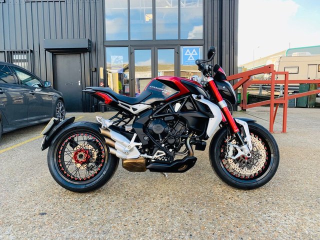 2016 16 MV Agusta Dragster BRUTALE 800 RR 