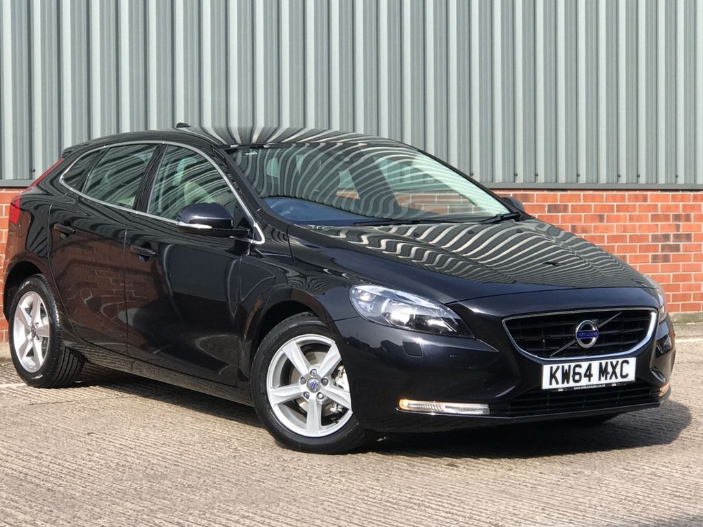 View our VOLVO V40