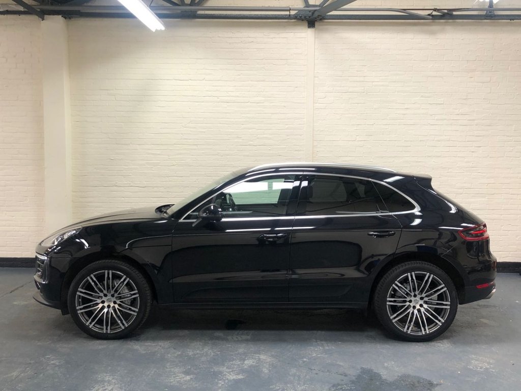 View our PORSCHE MACAN