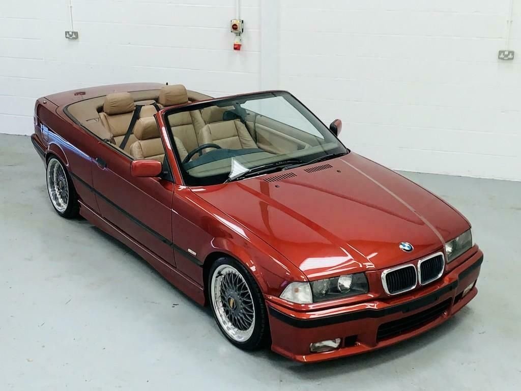 View our BMW 3 SERIES