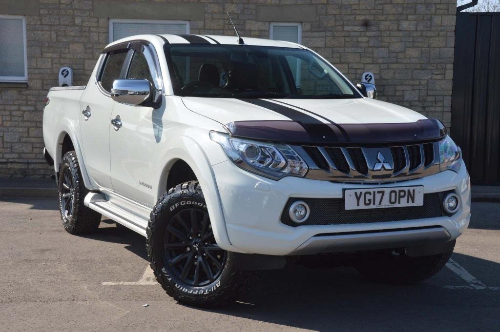 View our MITSUBISHI L200