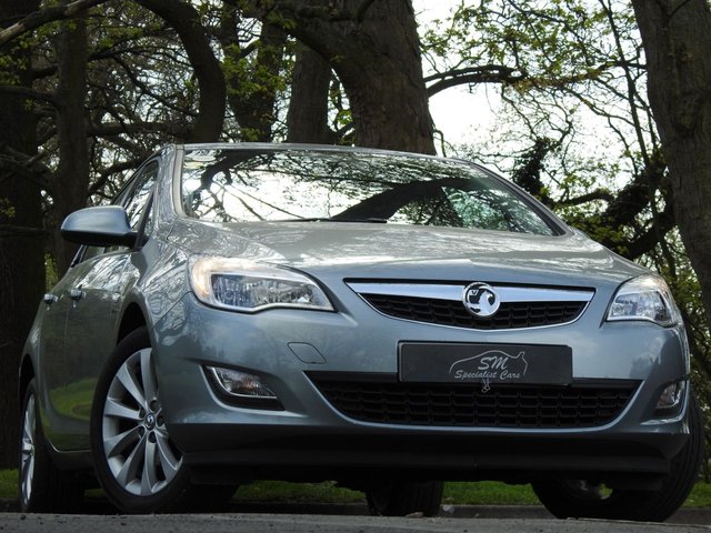 2012 12 Vauxhall Astra 1.4 ACTIVE 5d 98 BHP