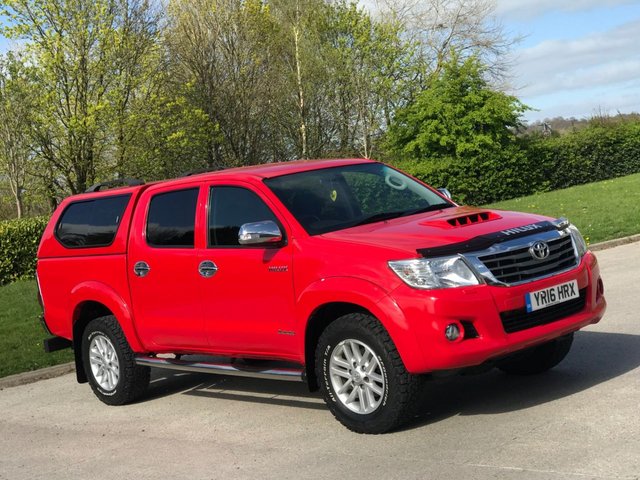2016 16 Toyota HI-Lux 3.0 INVINCIBLE 4X4 D-4D DCB 169 BHP