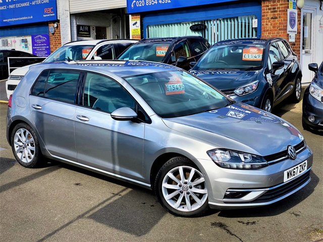 View our VOLKSWAGEN GOLF