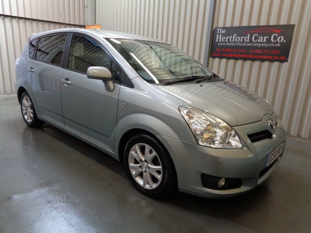 2009 58 Toyota Corolla 2.2 VERSO SR D-4D 5d 135 BHP