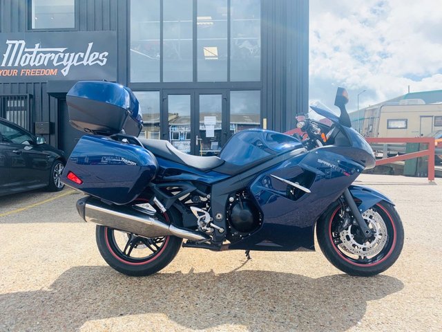 2010 10 Triumph Sprint GT 1050 ABS 