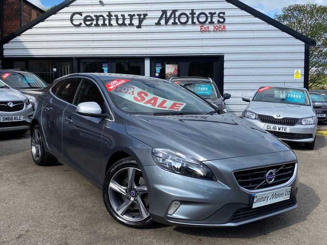 2016 65 Volvo V40 2.0 D2 [120] R-DESIGN 5d - LEATHER
