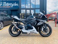 USED 2014 14 SUZUKI GSXR600 L4  WITH CARBON FIBRE RACE EXHAUST